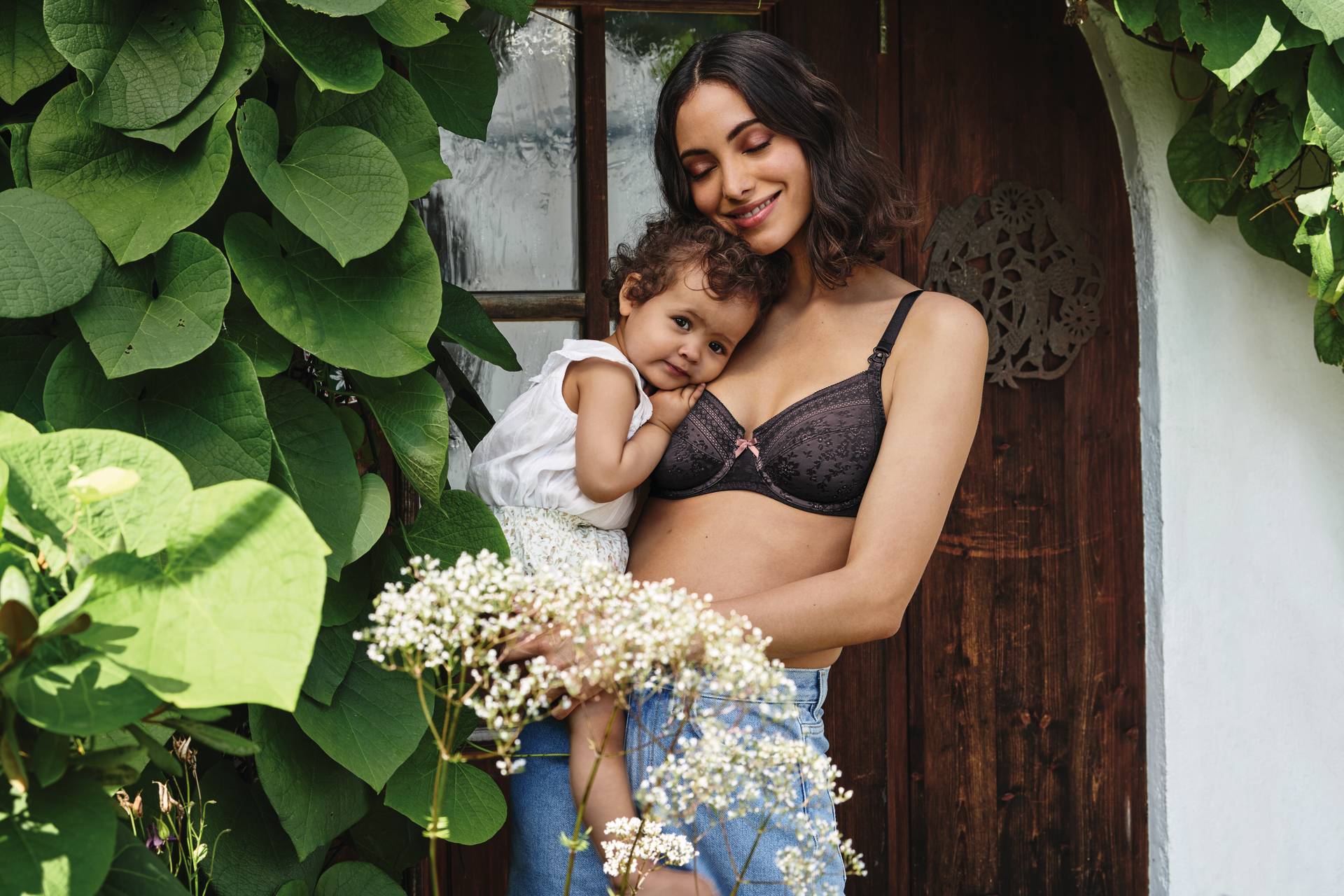 Kojicí podprsenka ANITA FLEUR BLACK